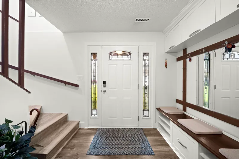 2622 SHAFTSBURY AVENUE - photo 3 of 25