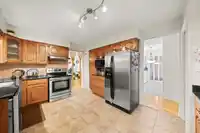 2622 SHAFTSBURY AVENUE - thumbnail 10