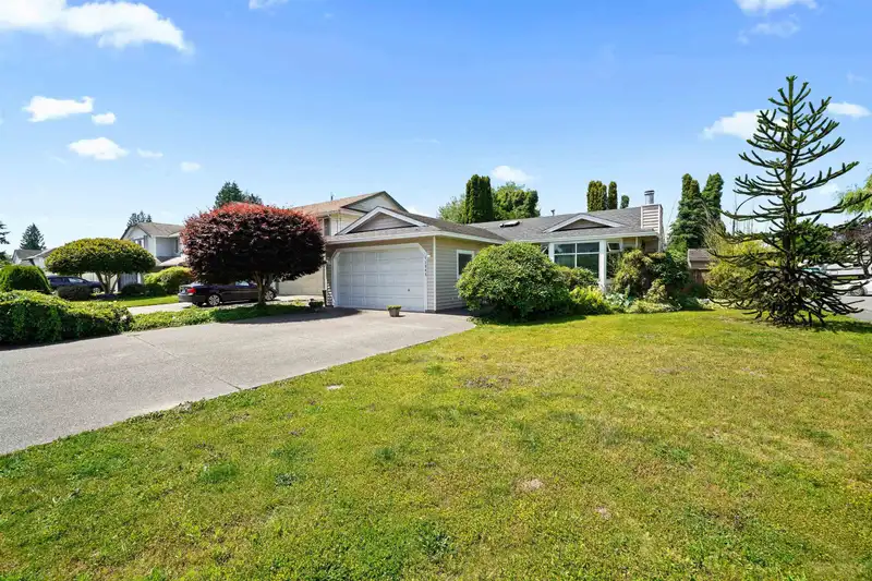 11545 WARESLEY STREET - photo 2 of 28