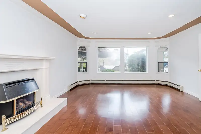 5371 MAPLE ROAD - photo 4 of 22