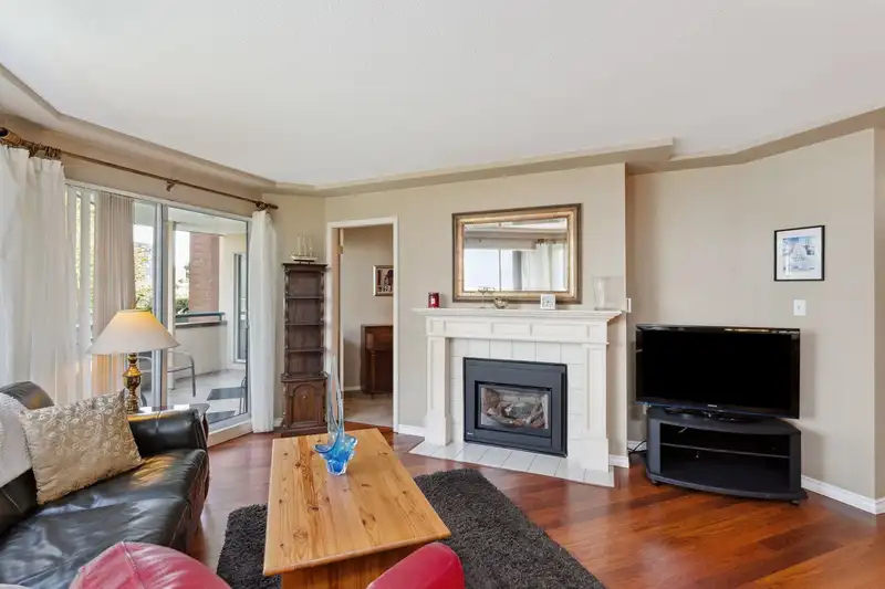 105 8600 LANSDOWNE ROAD - photo 4 of 23
