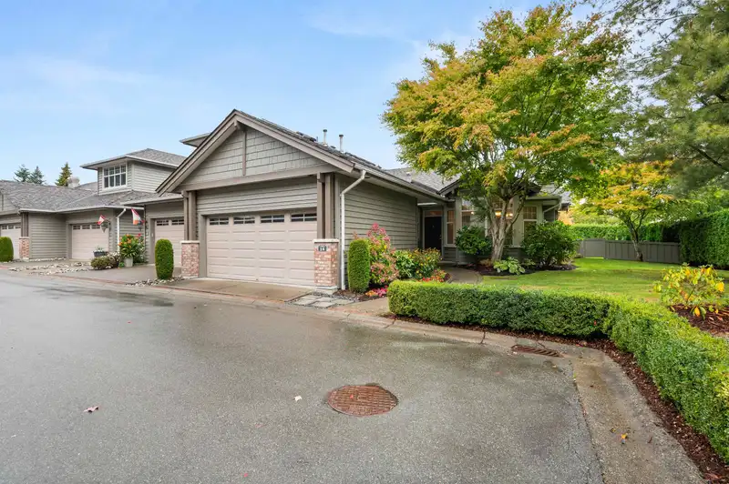 14 15020 27A AVENUE - photo 1 of 24