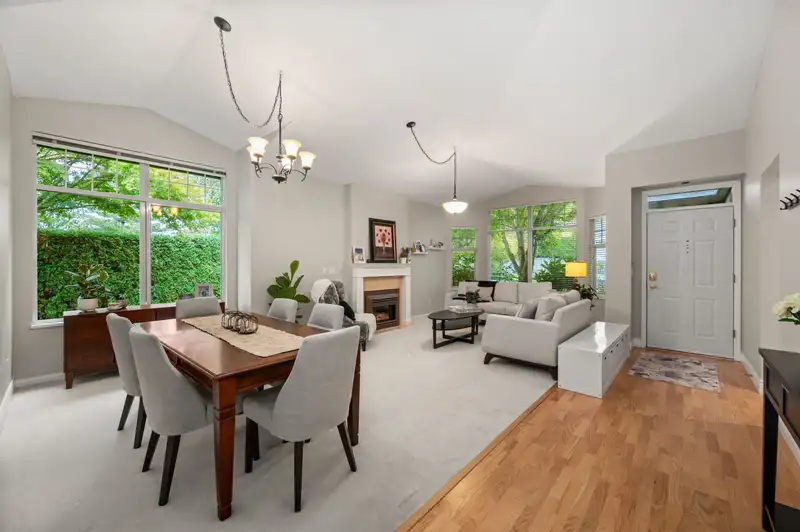 14 15020 27A AVENUE - photo 2 of 24