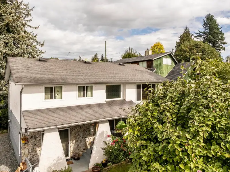 33164 5TH AVENUE - photo 1 of 40