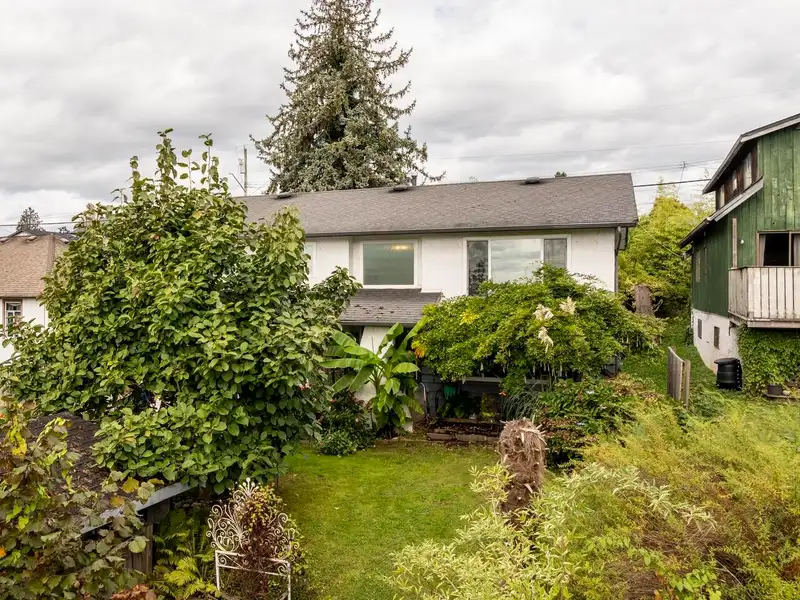 33164 5TH AVENUE - photo 4 of 40