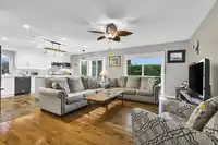 8518 165A STREET - thumbnail 21