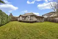 8518 165A STREET - thumbnail 7