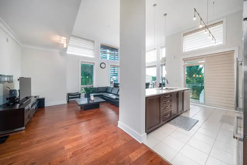 406 5779 BIRNEY AVENUE - photo 4 of 29