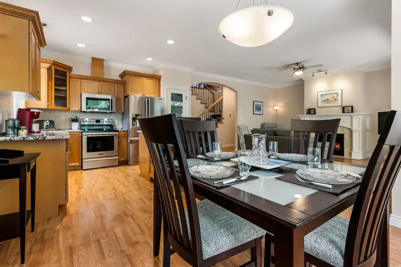 46570 HEARTHSTONE AVENUE - photo 3 of 40