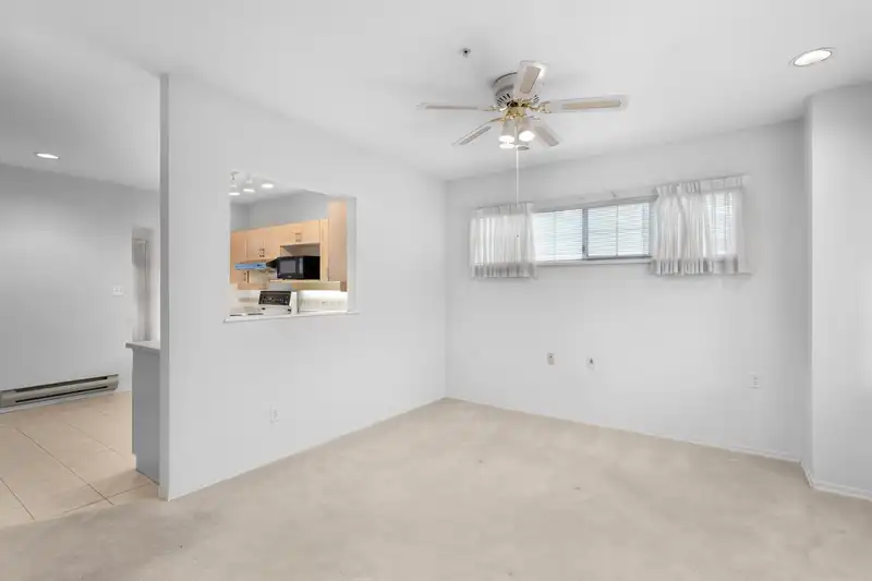 55 6523 CHAMBORD PLACE - photo 4 of 40