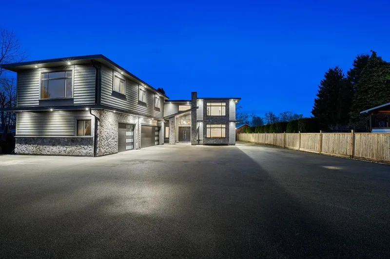 23697 OLD YALE ROAD - photo 2 of 25