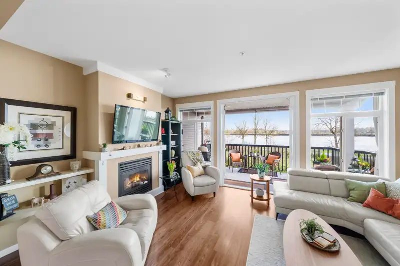 30 19490 FRASER WAY - photo 1 of 39