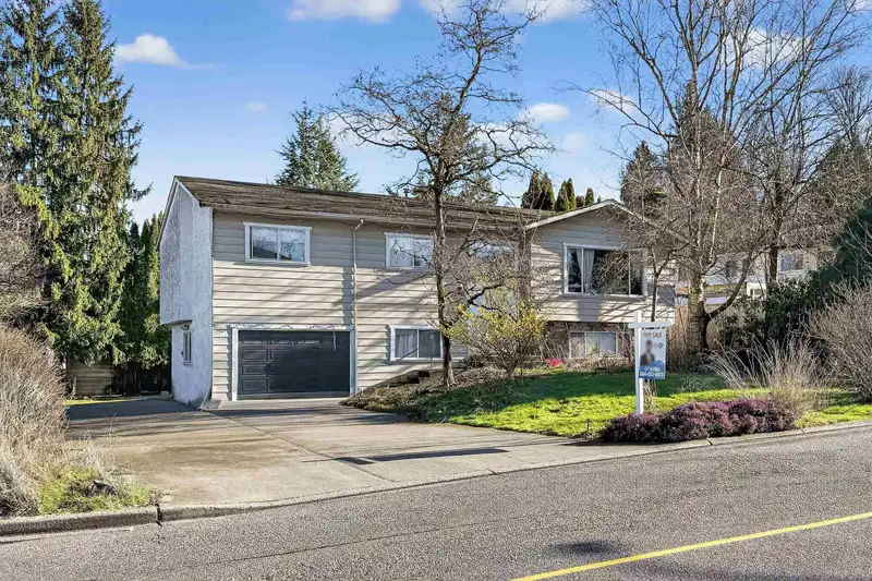 3190 BABICH STREET - photo 1 of 33