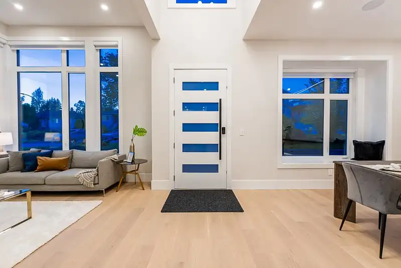 6050 BUCHANAN STREET - photo 2 of 33