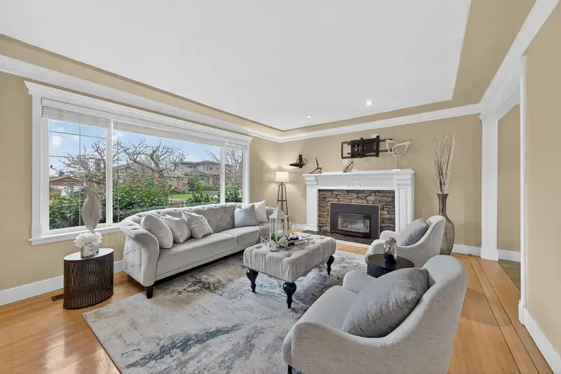 707 NEWPORT STREET - photo 4 of 40