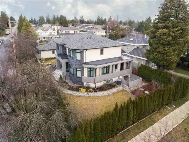 7488 CARTIER STREET - photo 2 of 20