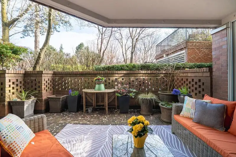 105 518 MOBERLY ROAD - photo 4 of 21