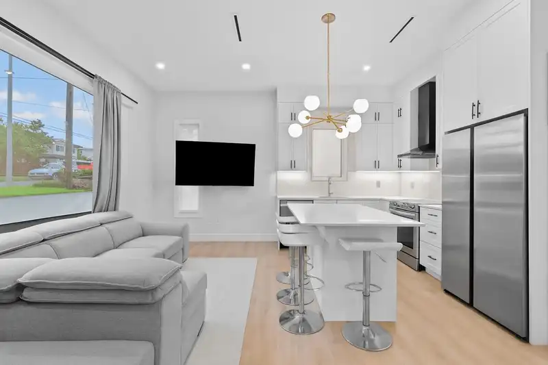 5499 MANOR STREET - photo 1 of 18