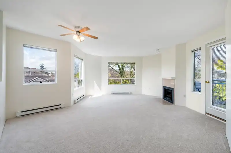 216 7840 MOFFATT ROAD - photo 3 of 14