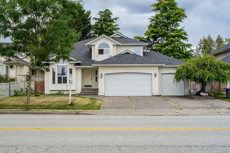 16089 80 AVENUE - photo 1 of 25