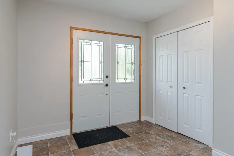 26864 27 AVENUE - photo 2 of 25