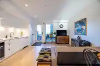 24 94 W KING EDWARD AVENUE - thumbnail 3