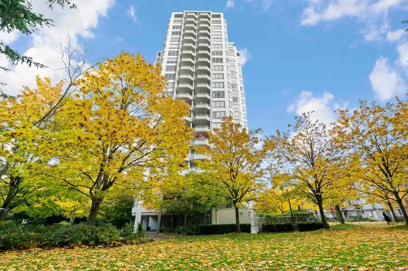 503 10082 148 STREET - photo 1 of 40
