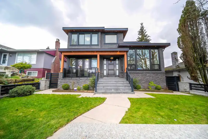 3832 KINCAID STREET - photo 1 of 40