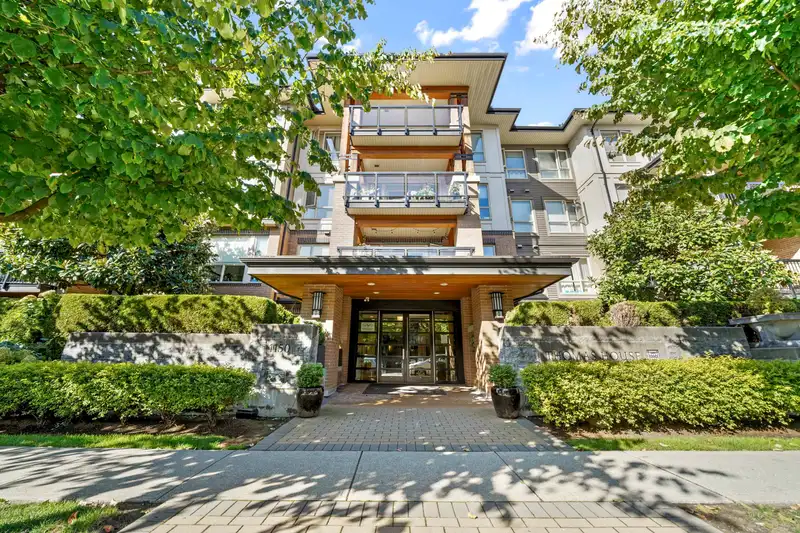 113 1150 KENSAL PLACE - photo 1 of 36