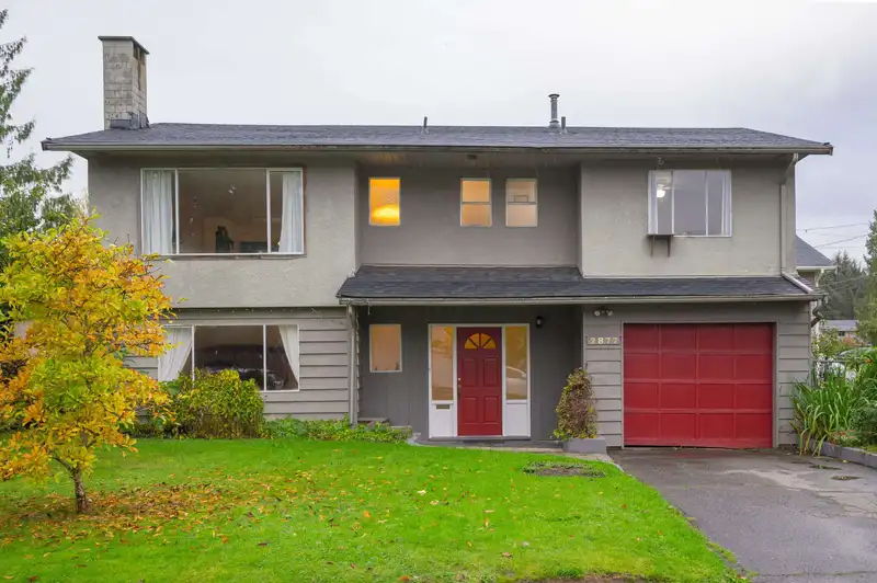 2877 270B STREET - photo 1 of 40