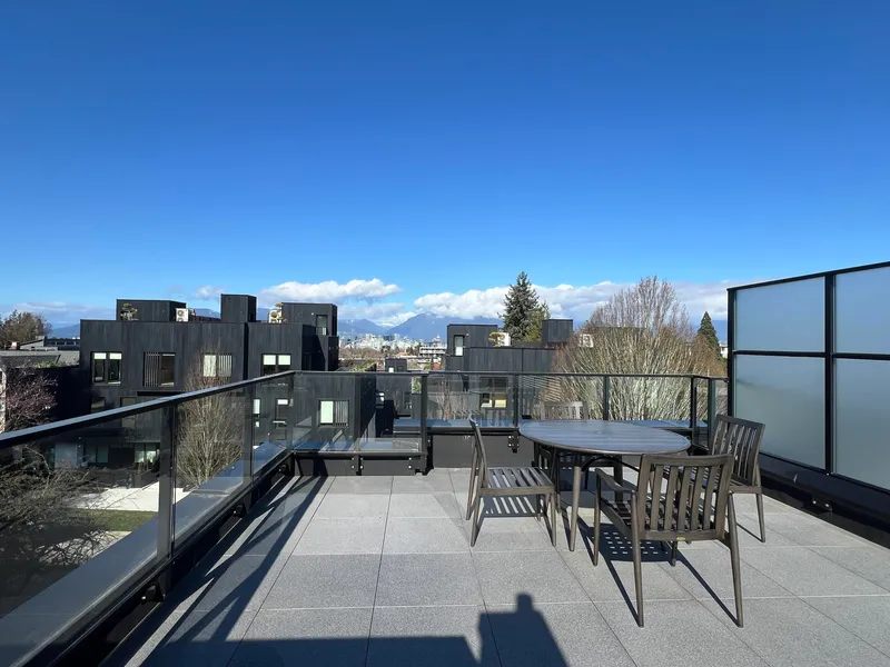 34 530 W 28TH AVENUE - photo 3 of 25