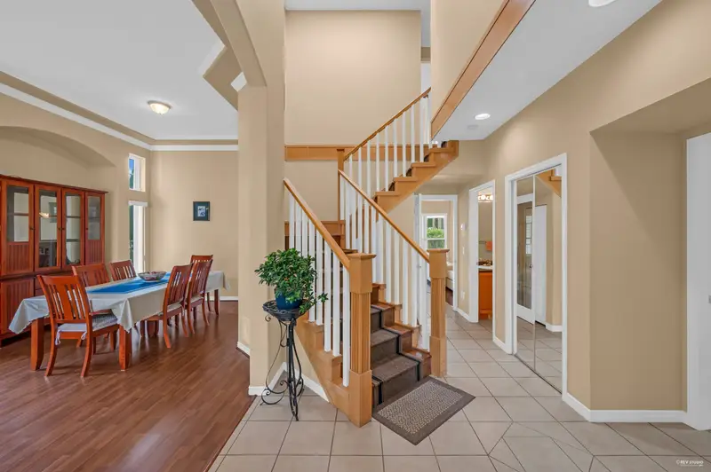 15438 112 AVENUE - photo 4 of 25