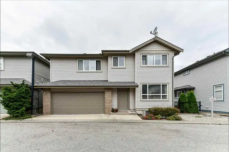 9 6116 128 STREET - photo 1 of 10