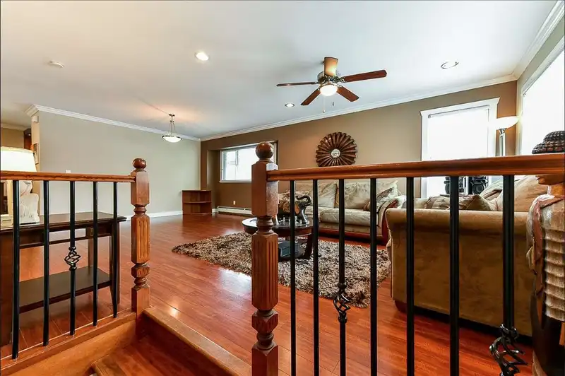 9 6116 128 STREET - photo 2 of 10