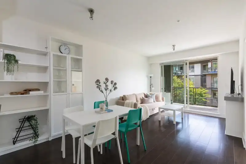 314 7418 BYRNEPARK WALK - photo 1 of 33