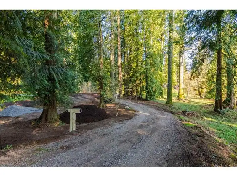 20921 96 AVENUE - photo 4 of 5