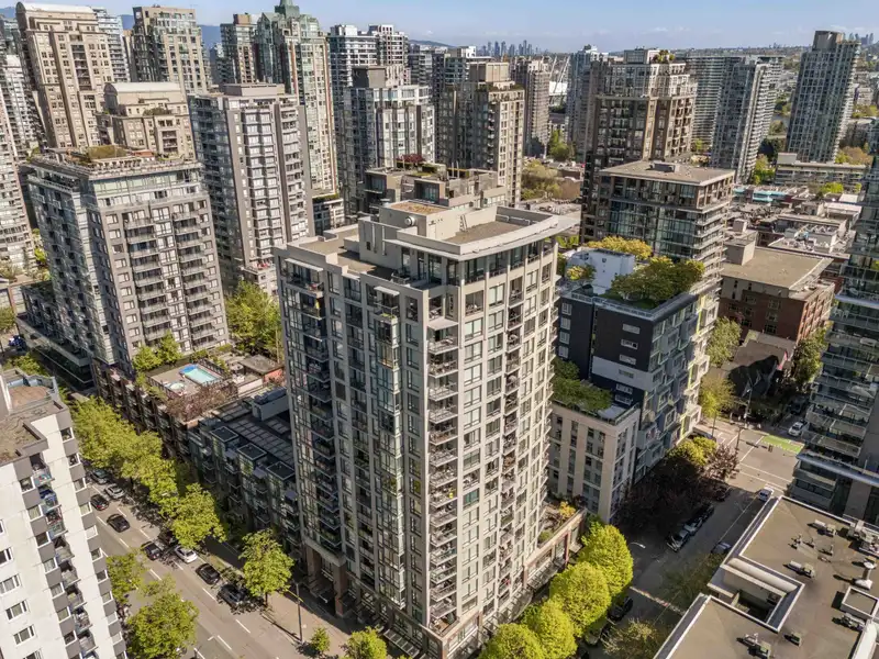 PH10 1082 SEYMOUR STREET - photo 1 of 19