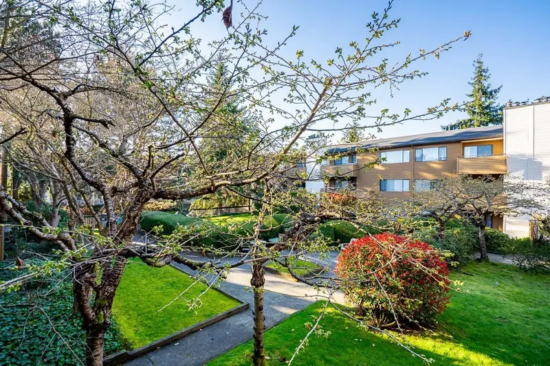 254 7293 MOFFATT ROAD - photo 1 of 25