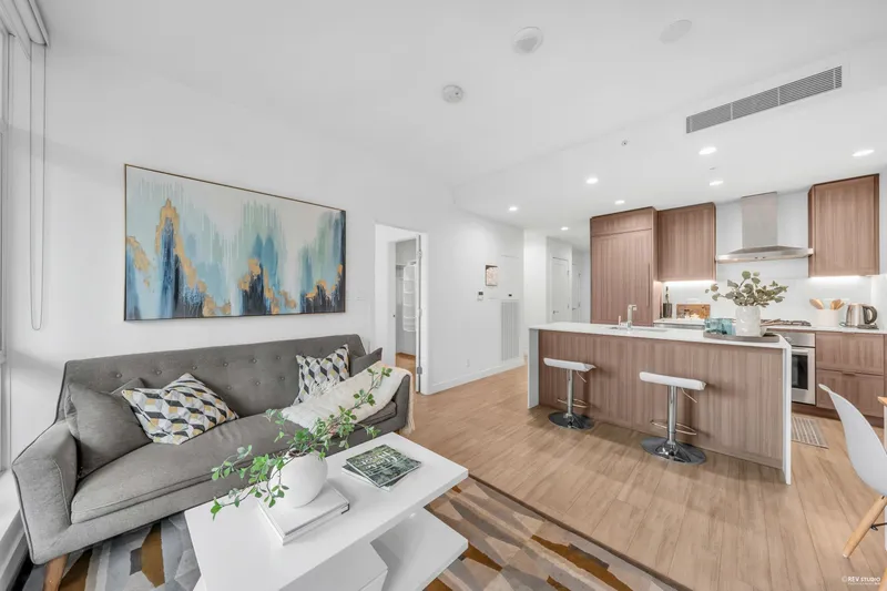 505 2311 BETA AVENUE - photo 1 of 25