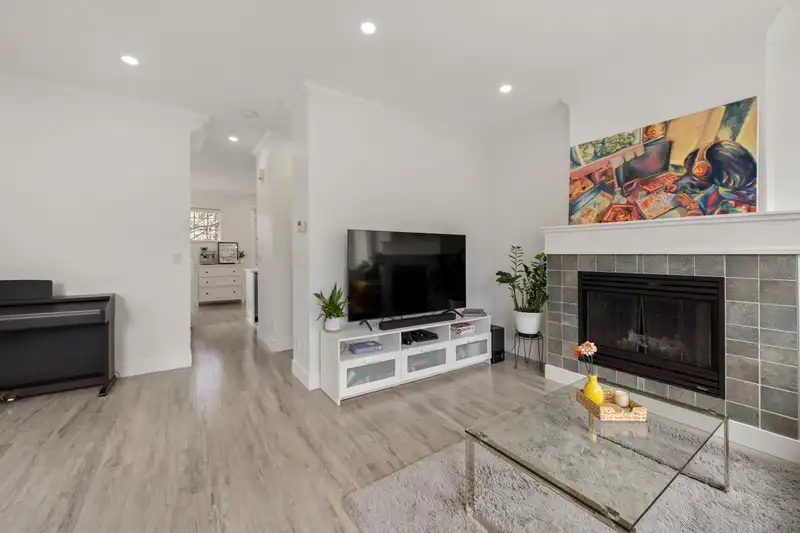 48 8383 159 STREET - photo 3 of 36