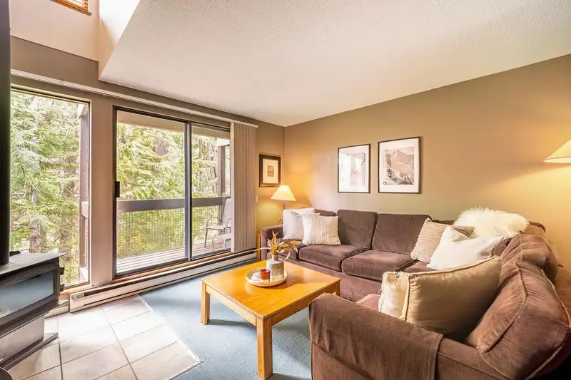 79 2400 CAVENDISH WAY - photo 3 of 30