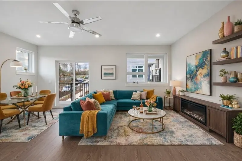 16 14391 61A AVENUE - photo 1 of 8