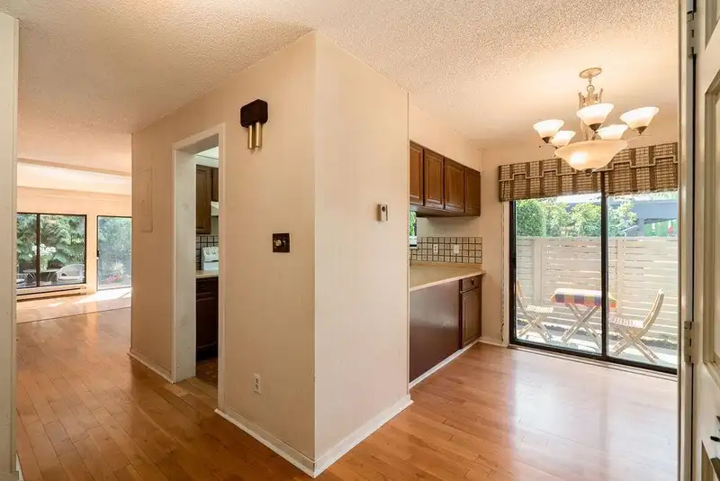 57 10220 DUNOON DRIVE - photo 2 of 37