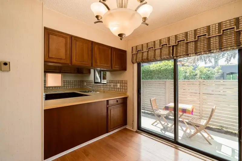 57 10220 DUNOON DRIVE - photo 4 of 37
