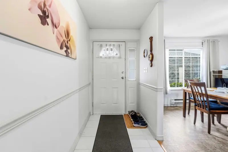 18 5750 174 STREET - photo 2 of 24