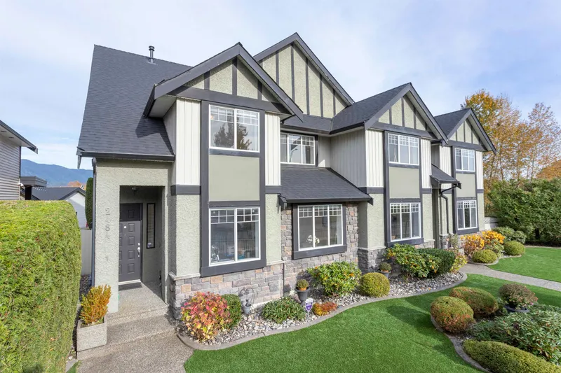 A 2484 NILE GATE - photo 1 of 25