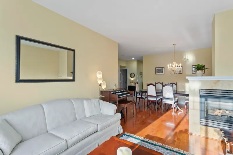 A 2484 NILE GATE - photo 4 of 25