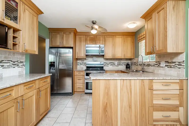 7159 114A STREET - photo 3 of 38