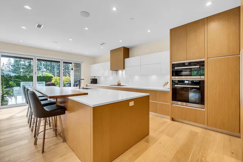 5141 SARITA AVENUE - photo 4 of 25