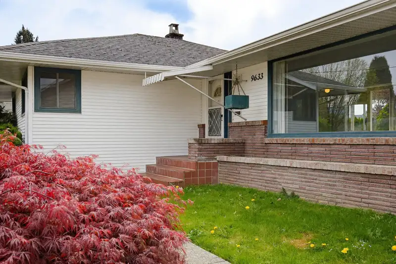 9633 WOODBINE STREET - photo 3 of 39